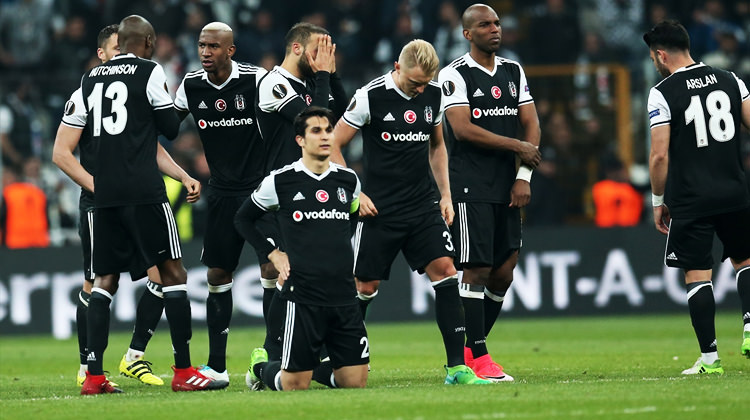 Beşiktaş'a ezeli rakibinden mesaj! Beşiktaş'a ezeli rakibinden mesaj!