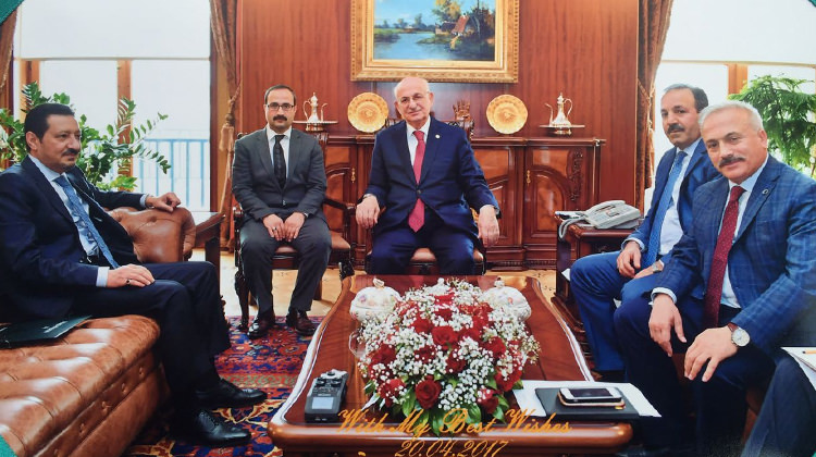 İsmail Kahraman Büyükelçi Hireyci'yi ağırladı İsmail Kahraman Büyükelçi Hireyci'yi ağırladı