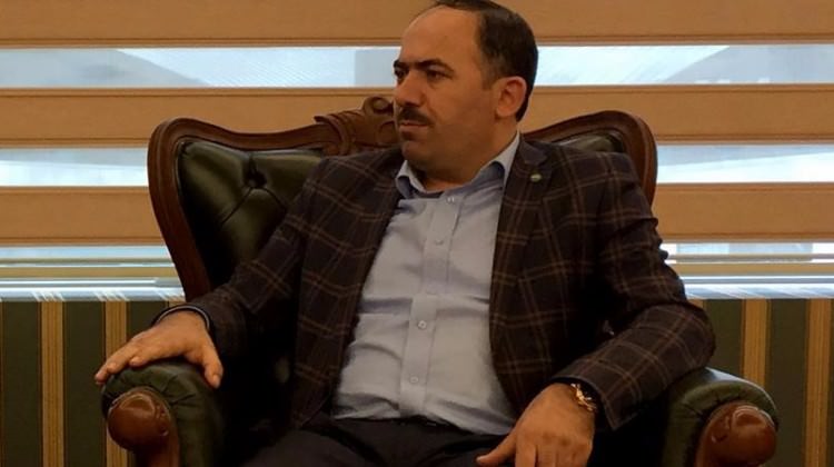 Kürtler Batı'ya kırmızı kart gösterdi! Kürtler Batı'ya kırmızı kart gösterdi!