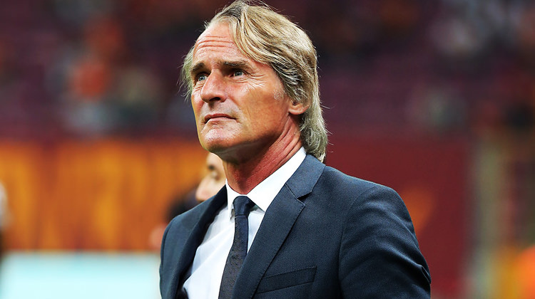 Riekerink'ten şaşırtan derbi tahmini! Riekerink'ten şaşırtan derbi tahmini!
