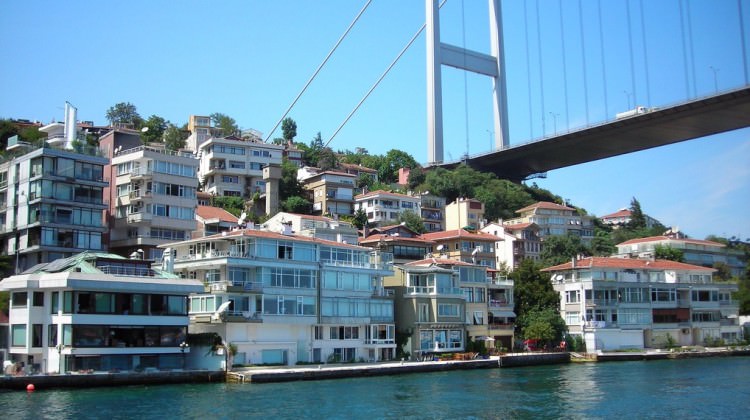 Boğaz'daki yapıların değeri dudak uçuklattı Boğaz'daki yapıların değeri dudak uçuklattı