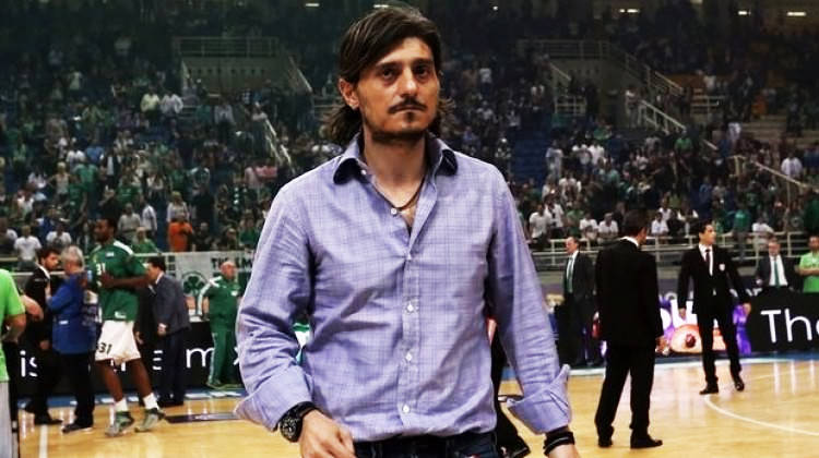 Yunan başkandan savaş naraları! Kendini kaybetti Yunan başkandan savaş naraları! Kendini kaybetti