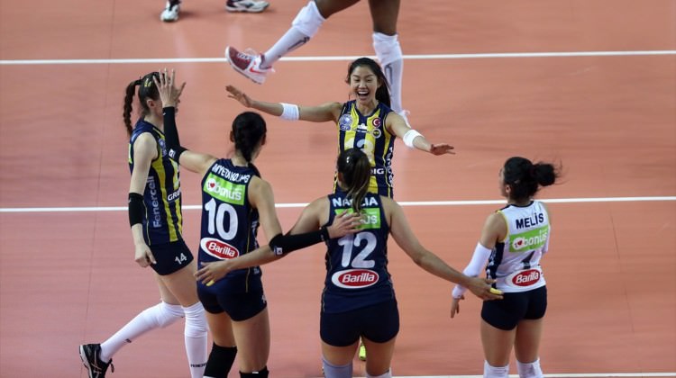 Olaylı derbide kazanan Fenerbahçe! Olaylı derbide kazanan Fenerbahçe!