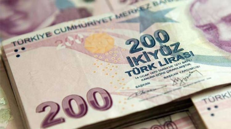 Gece yarısı Meclis'te kabul edildi! Gece yarısı Meclis'te kabul edildi!