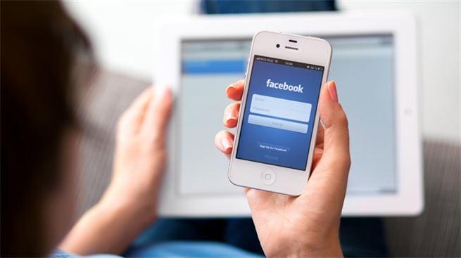 Facebook takıntınız çocukları olumsuz etkiliyor Facebook takıntınız çocukları olumsuz etkiliyor