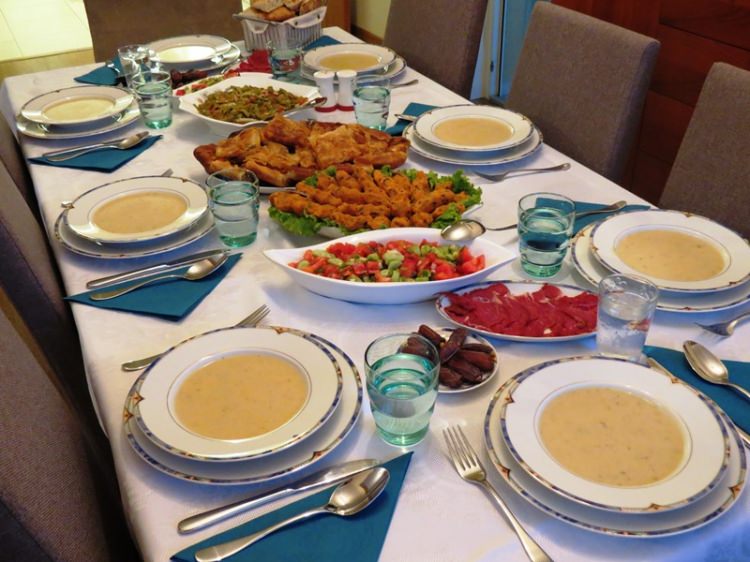 İftar davetlerinde kontrolü elden bırakmayın 24