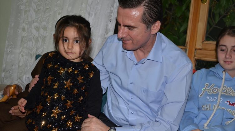 15 Temmuz şehidinin kızına doğum günü 15 Temmuz şehidinin kızına doğum günü