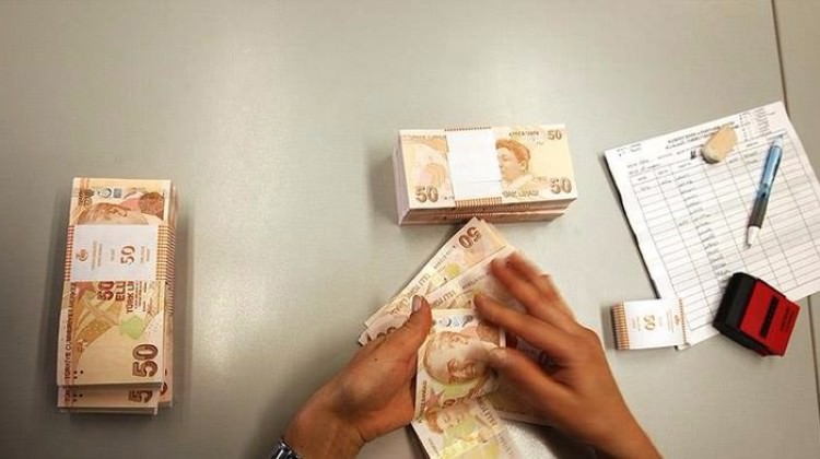 Bankaların bayram kredisi yarışı başladı Bankaların bayram kredisi yarışı başladı