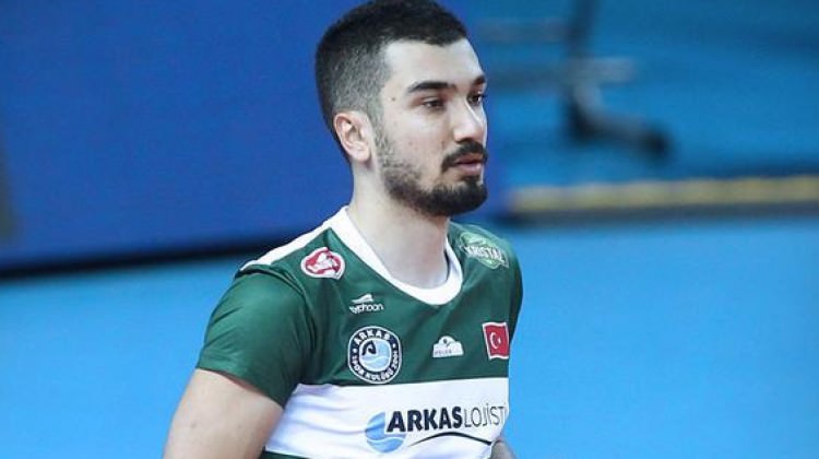 Fenerbahçe Ahmet Karataş'ı açıkladı Fenerbahçe Ahmet Karataş'ı açıkladı