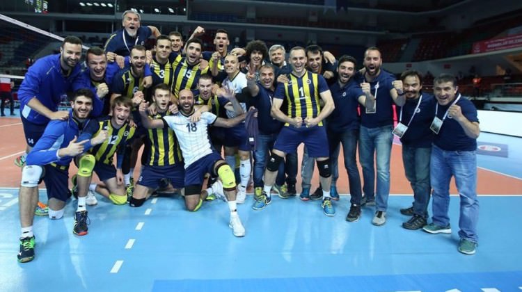 Fenerbahçe'de 6 ayrılık! Fenerbahçe'de 6 ayrılık!