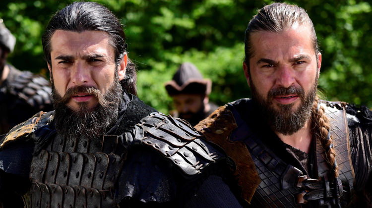 Hayranlarından mesaj yağıyor! Turgut Alp sevgisi sınırları aştı Hayranlarından mesaj yağıyor! Turgut Alp sevgisi sınırları aştı