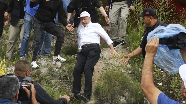 Kılıçdaroğlu uyarı aldı, artık yoldan çıkmayacak Kılıçdaroğlu uyarı aldı, artık yoldan çıkmayacak
