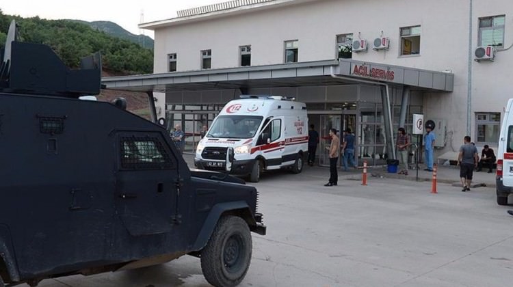 Tunceli'de çatışmada kaza! Yaralı askerler var Tunceli'de çatışmada kaza! Yaralı askerler var
