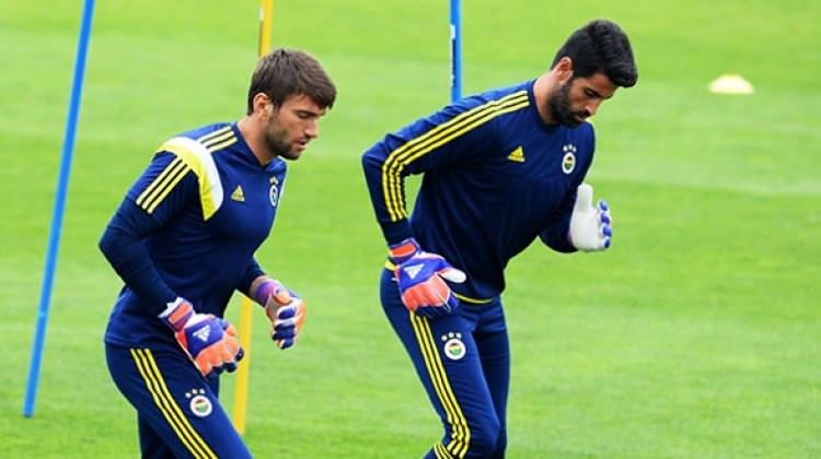 Kararını verdi! Fenerbahçe'den ayrılıyor Kararını verdi! Fenerbahçe'den ayrılıyor