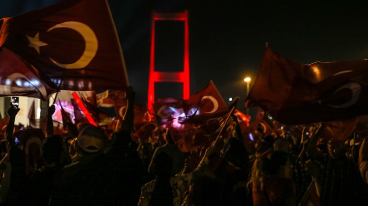 Milli futbolculardan 15 Temmuz mesajı Milli futbolculardan 15 Temmuz mesajı