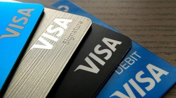 Nakit kullanmayan şirkete 10 bin dolar verecek Nakit kullanmayan şirkete 10 bin dolar verecek