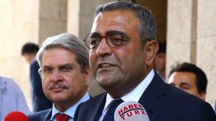 CHP'li Tanrıkulu'dan örgüt üyelerine destek CHP'li Tanrıkulu'dan örgüt üyelerine destek