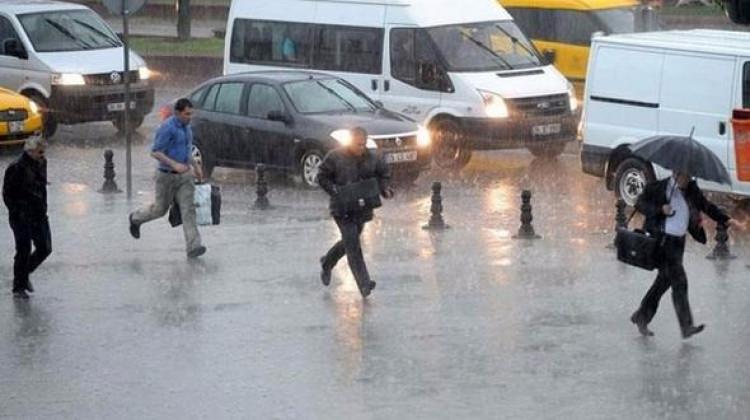 Meteoroloji İstanbul için saat verdi! Meteoroloji İstanbul için saat verdi!