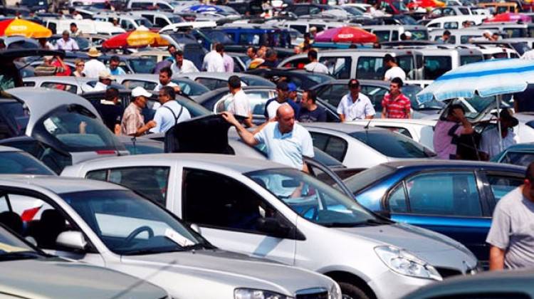 İkinci el oto da 'bayram' hareketliliği İkinci el oto da 'bayram' hareketliliği
