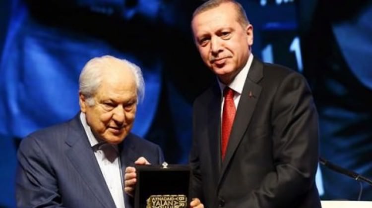 Pakdil: Annem bana o ismi yasakladı Pakdil: Annem bana o ismi yasakladı
