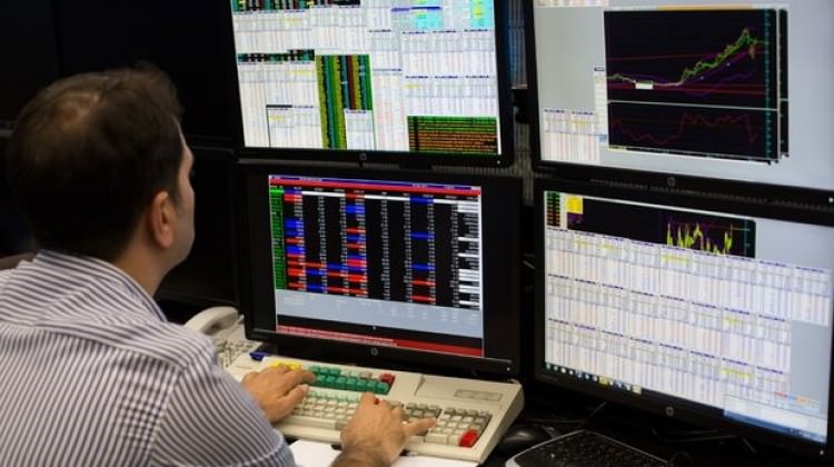 Borsa ilk yarıda düştü Borsa ilk yarıda düştü