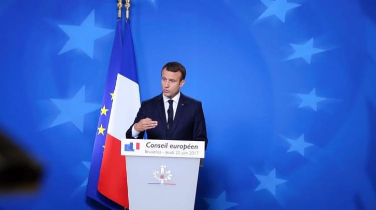 Fransızların sadece yüzde 36'sı Macron'dan memnun Fransızların sadece yüzde 36'sı Macron'dan memnun
