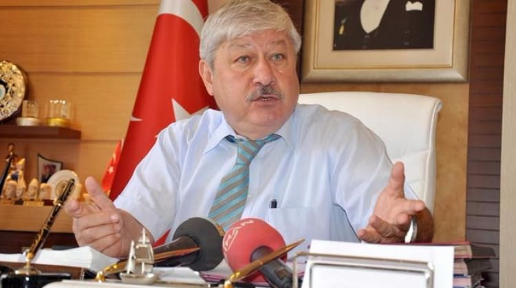 [Resim: rezalet_sozler_soyleyen_chpli_vekile_suc...0_2127.jpg]