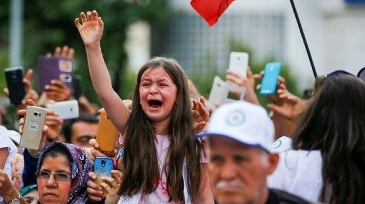 Minik Berrak'ın Erdoğan sevgisi Minik Berrak'ın Erdoğan sevgisi