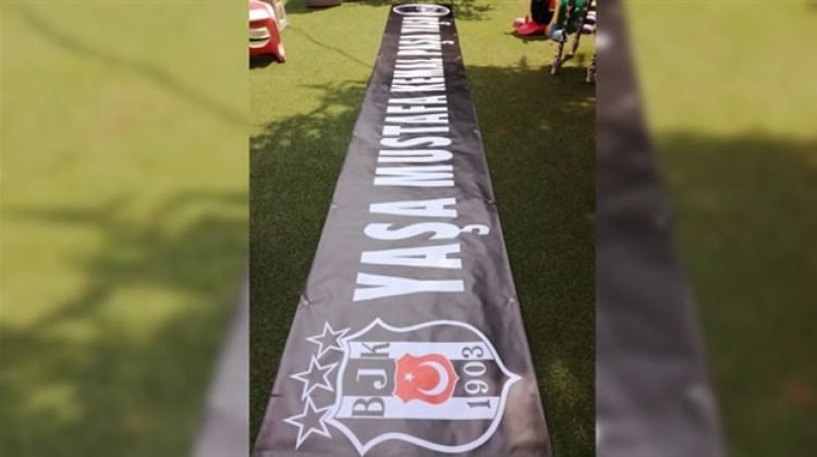 Valilik'ten o pankartla ilgili net açıklama! Valilik'ten o pankartla ilgili net açıklama!