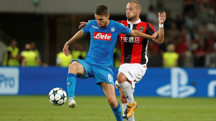 Sneijderli Nice Napoli'ye diş geçiremedi! Sneijderli Nice Napoli'ye diş geçiremedi!