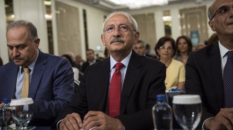 Tuğluk'u aradı: Kılıçdaroğlu'ndan ilk yorum! Tuğluk'u aradı: Kılıçdaroğlu'ndan ilk yorum!