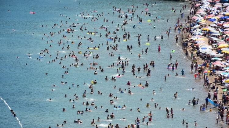 Ruslar Antalya'ya akın etti! Ruslar Antalya'ya akın etti!