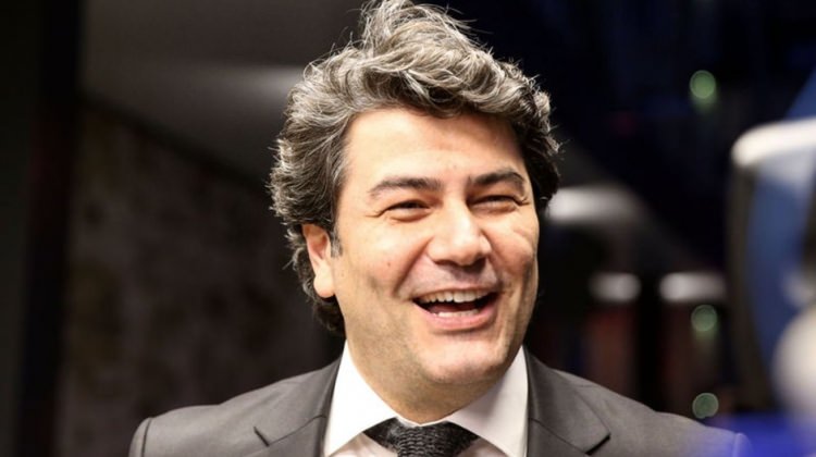 Vatan Şaşmaz'ın reklam filmine büyük tepki! Vatan Şaşmaz'ın reklam filmine büyük tepki!