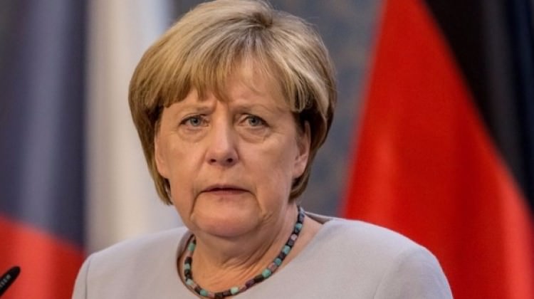 Merkel'den flaş Türkiye açıklaması Merkel'den flaş Türkiye açıklaması