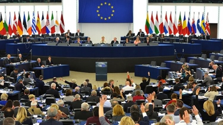 Bin işsiz için 3,5 milyon euroya onay Bin işsiz için 3,5 milyon euroya onay
