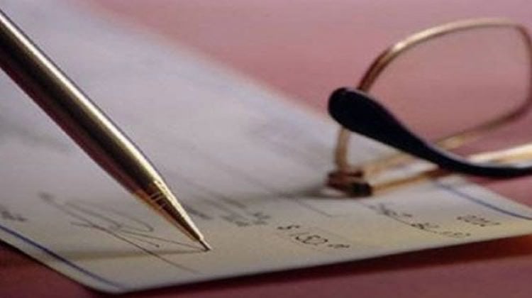 Karşılıksız çeklerde büyük düşüş Karşılıksız çeklerde büyük düşüş
