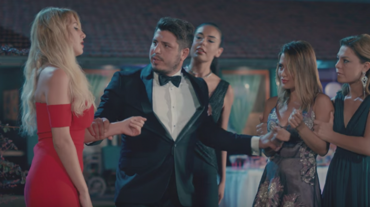 Kısmetse Olur Yarışmacıları ‘’Gençlik Başımda Duman’’ dizisinde! Kısmetse Olur Yarışmacıları ‘’Gençlik Başımda Duman’’ dizisinde!