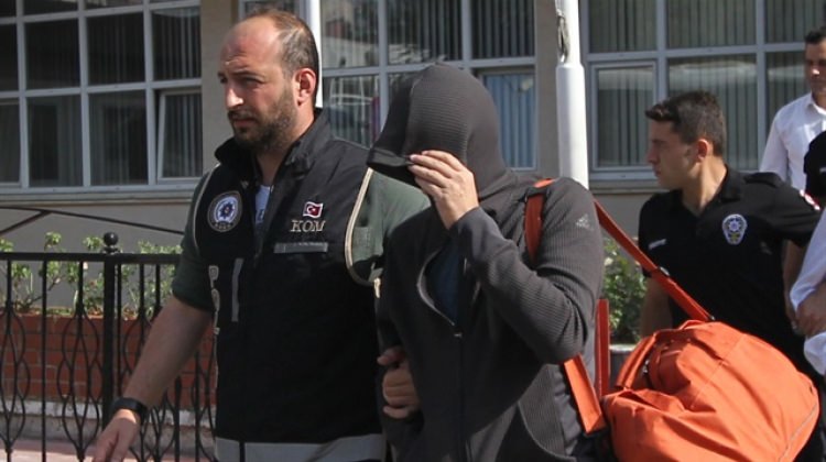 Samsun'daki FETÖ operasyonu: 15 tutuklama Samsun'daki FETÖ operasyonu: 15 tutuklama