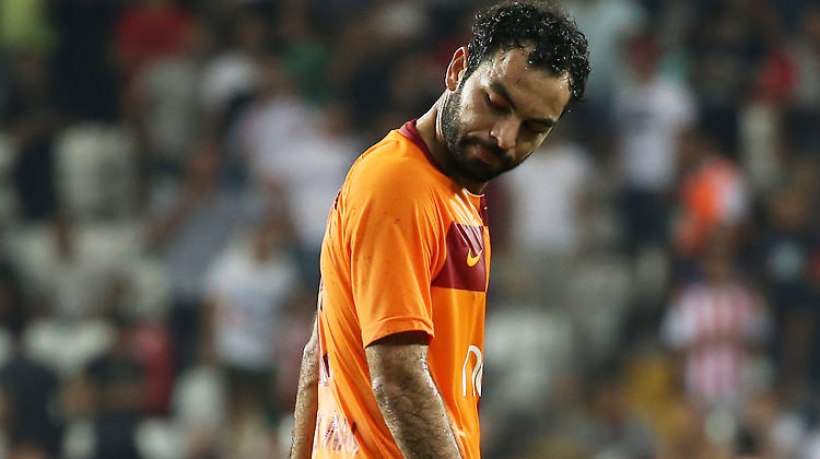 Selçuk İnan'ın Antalya'da büyük isyanı! Selçuk İnan'ın Antalya'da büyük isyanı!