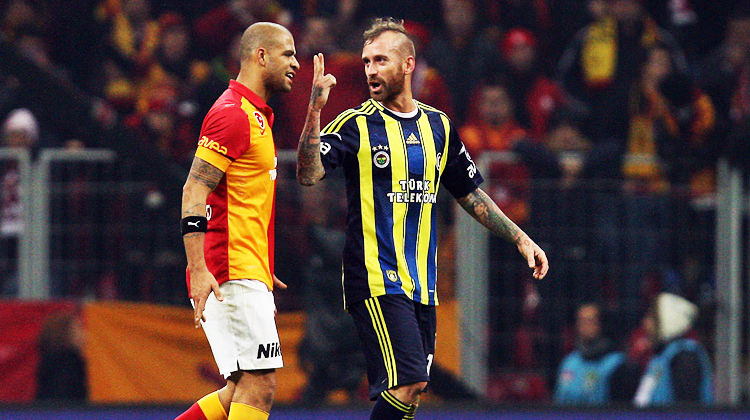 Sürpriz karar! Futbolu bırakıyor Sürpriz karar! Futbolu bırakıyor