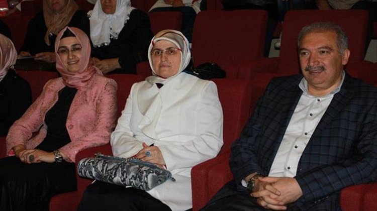 mevlüt-uysal-eşi