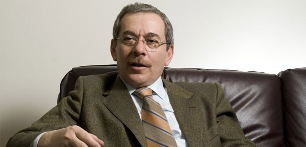 Abdüllatif Şener'den hayrete düşüren açıklama Abdüllatif Şener'den hayrete düşüren açıklama