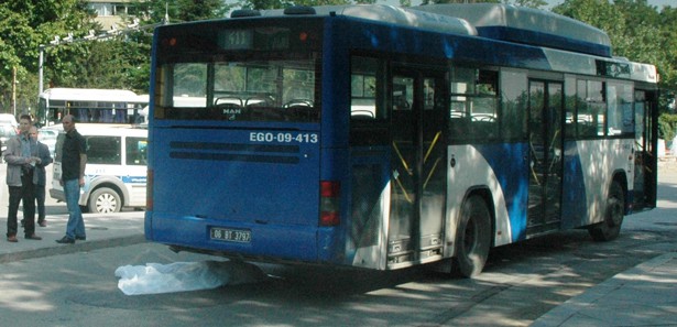 Ankara'da trafik kazası: 1 ölü Ankara'da trafik kazası: 1 ölü