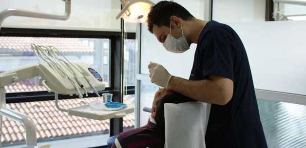 Avrupalı'nın dişleri Türk doktorlara emanet Avrupalı'nın dişleri Türk doktorlara emanet