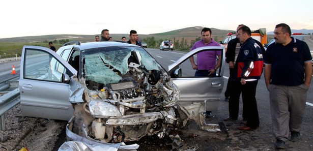 Düzce'de trafik kazası: 1 ölü Düzce'de trafik kazası: 1 ölü
