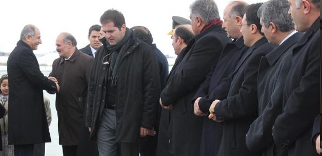 Efkan Ala'ya Erzurum'da coşkulu karşılama Efkan Ala'ya Erzurum'da coşkulu karşılama