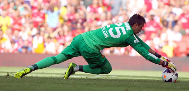 Fernando Muslera'dan kalecilik sırrı Fernando Muslera'dan kalecilik sırrı
