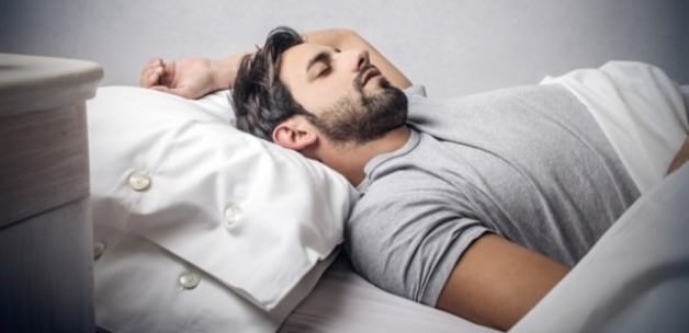 Uyku apnesi hipertansiyon riskini artırıyor Uyku apnesi hipertansiyon riskini artırıyor