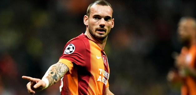 Galatasaray Sneijder ile resmen imzaladı!