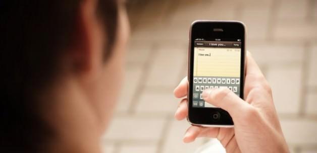 İzinsiz gönderilen SMS'ler için Bakan'dan uyarı